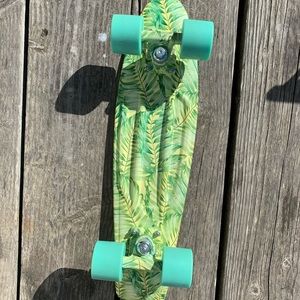 Palm leaf penny board